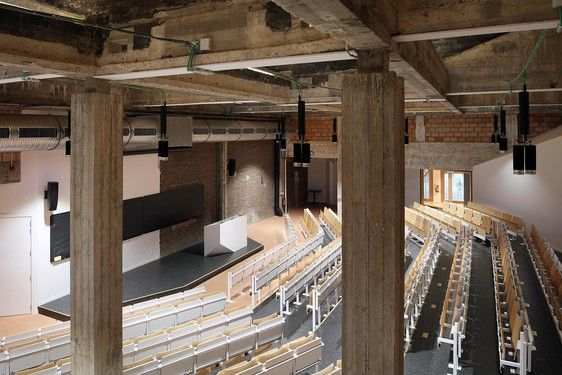 lhoas_architectes_architects_la_cambre_faculte_credits_photographiques_maxime_delvaux_-_1_