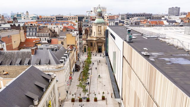 BUUR_NIEUWSTRAAT_birds eye view on church_Reporters