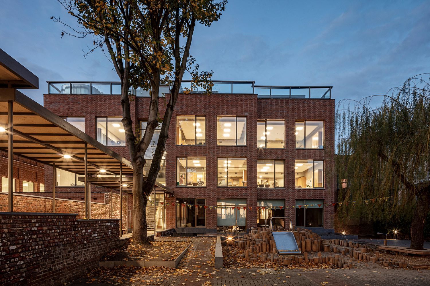 02-Geurst&Schulze-GRAB Schaarbeek-binnengebied met school@tim van de velde_low2